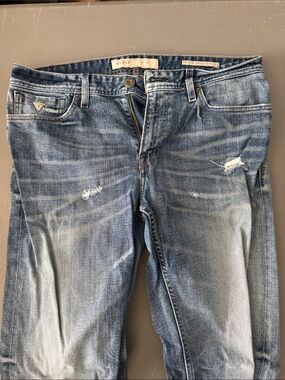 GUESS Men's Blue Slim Straight Distressed Jeans